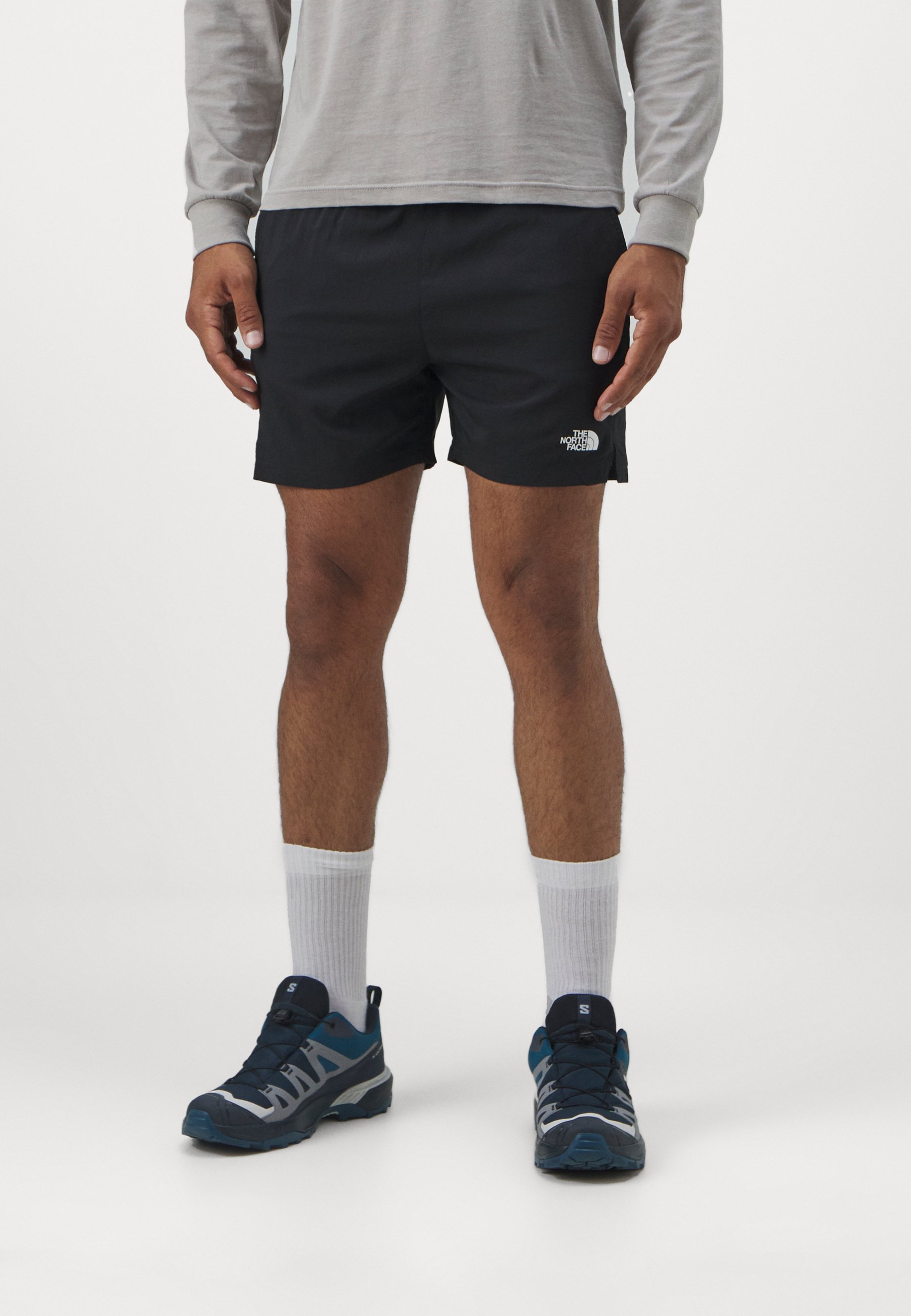The North Face SHORTS Kurze Sporthose black/schwarz