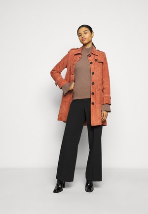 JENNI SUEDE TRENCH - Trenchcoat - bruschetta
