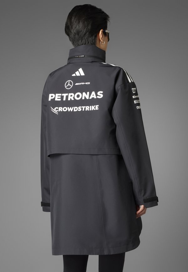 MERCEDES - AMG PETRONAS FORMULA ONE TEAM MYSHELTER - Parka3