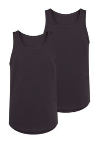 Deux débardeurs noirs en coton doux, avec un col rond et un ourlet droit. Design sans couture sans matériel ou accents proéminents.