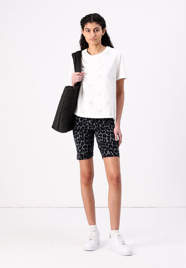 JDYCHARLOTTE 2 PACK  - Shorts4