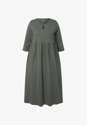 Abito in cotone verde khaki con scollatura rotonda e dettaglio a chiave, maniche a tre quarti e gonna ampia e svasata.