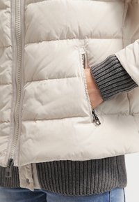 Marc O'Polo Dunjacka - off-white