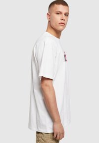 Merchcode VALENTINES DAY XOXO HEAVY - T-shirts med print - white