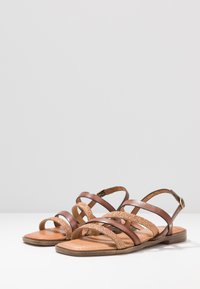 Tamaris Sandals - cognac/bronc