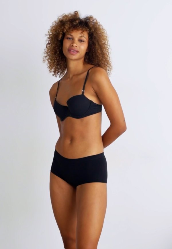 SALLY SEAMLESS 3 PACK - Pants3