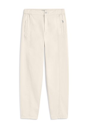 Pantaloni beige con cintura elastica, chiusura con bottone, tasche laterali e design a gamba dritta, adatti per un abbigliamento casual.