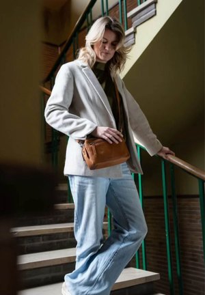 The Chesterfield Brand, SAMUI - Neceser - cognac