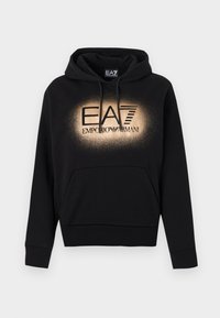 Μαύρο φούτερ με κουκούλα από μαλακό ύφασμα, με μπροστινή τσέπη  τύπου καγκουρό, κουκούλα με κορδόνι και χρυσό-μαύρο λογότυπο EA7 Emporio Armani.