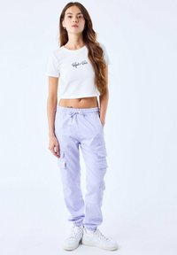 Project X Paris JOGG À POCHES MULTIPLES - Pantaloni cargo - purple heather