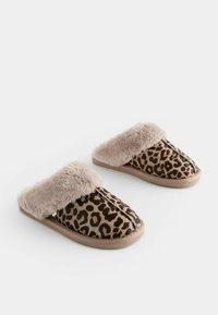 Next REGULAR FIT - Papuče - animal