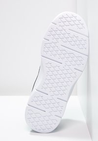 Vans Sneakers - black