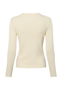 Rippstrickpullover mit langen Ärmeln in hellem Beige, mit Rundhalsausschnitt und figurnahem Schnitt. Glatte Textur mit minimalistischen Details auf der Rückseite.