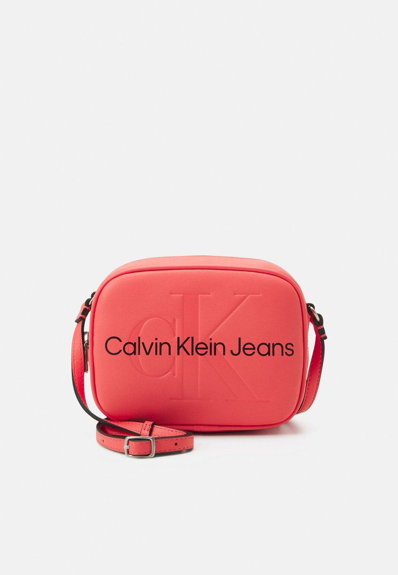 Calvin Klein Jeans SCULPTED CAMERA MONO Borsa a tracolla dubarry