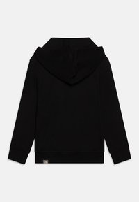 Felpa nera con cappuccio foderato, maniche lunghe, polsini e orlo a costine. Presenta un piccolo etichetta con logo sul lato inferiore. Tessuto morbido.