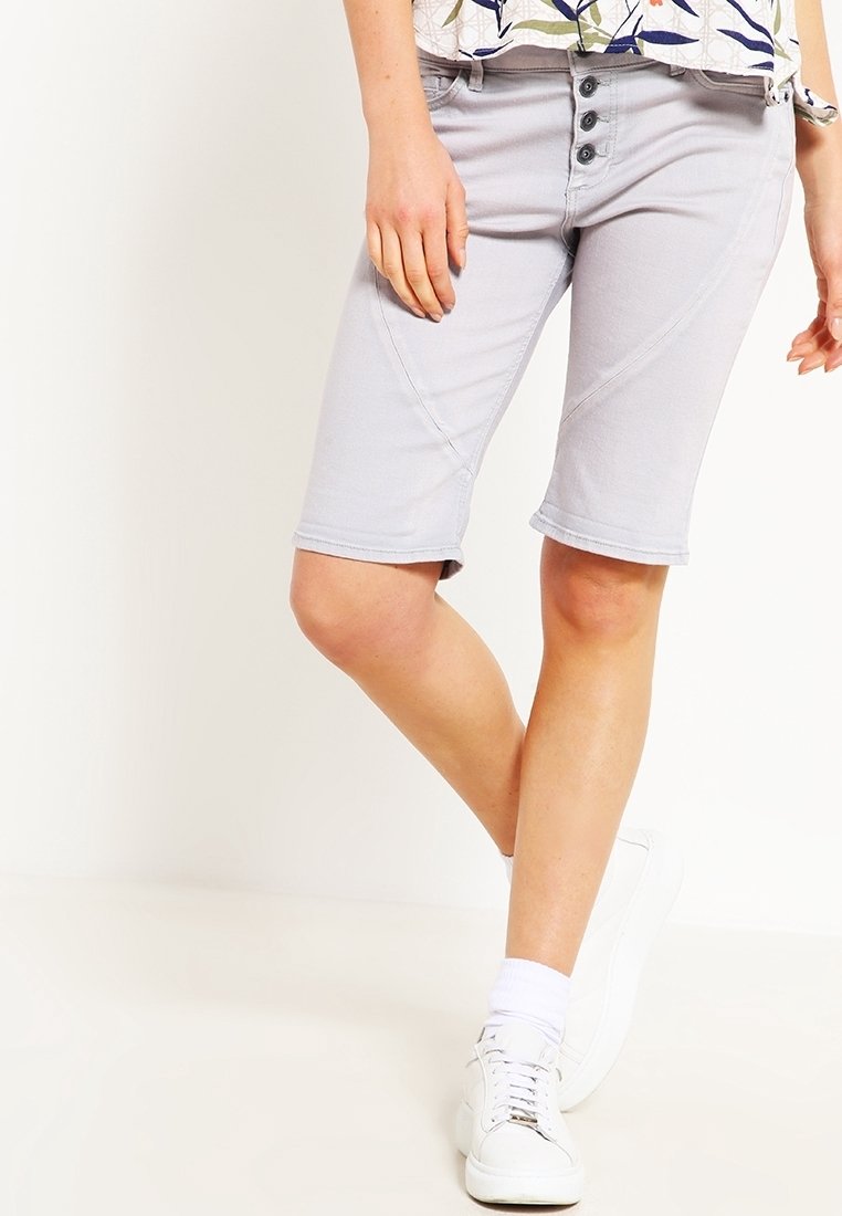s.Oliver Farkkushortsit - grey