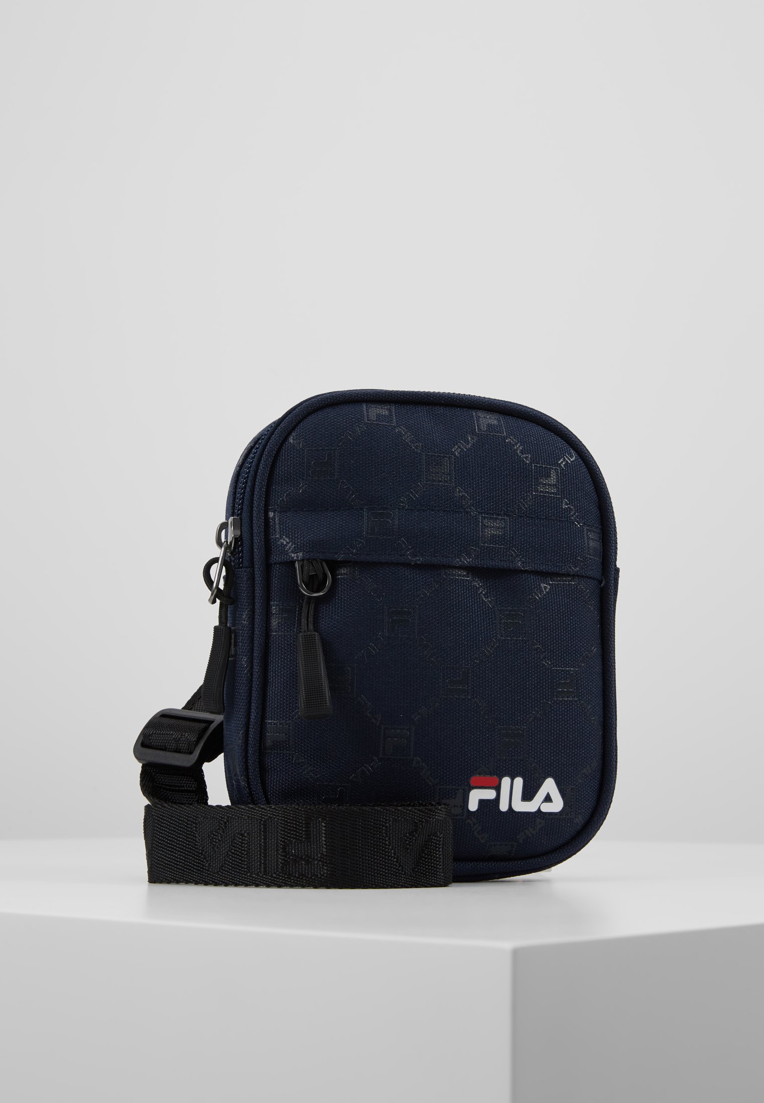 Fila NEW PUSHER BAG BERLIN - Bandolera - black iris/azul marino - Zalando.es