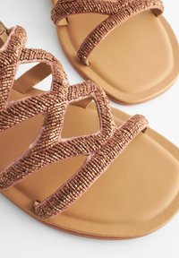 Next Sandaler - rose gold