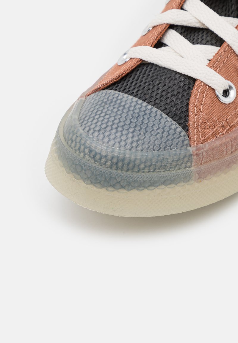 Damen Sneaker low | Converse CHUCK TAYLOR ALL STAR UNISEX Sneaker high mineral clay/storm wind/mantra orange/braun - UO10924 Damen Sneaker low | Converse CHUCK TAYLOR ALL STAR UNISEX Sneaker high mineral clay/storm wind/mantra orange/braun - UO10924