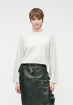 NMSMILLA CABLE - Džemper - light grey melange