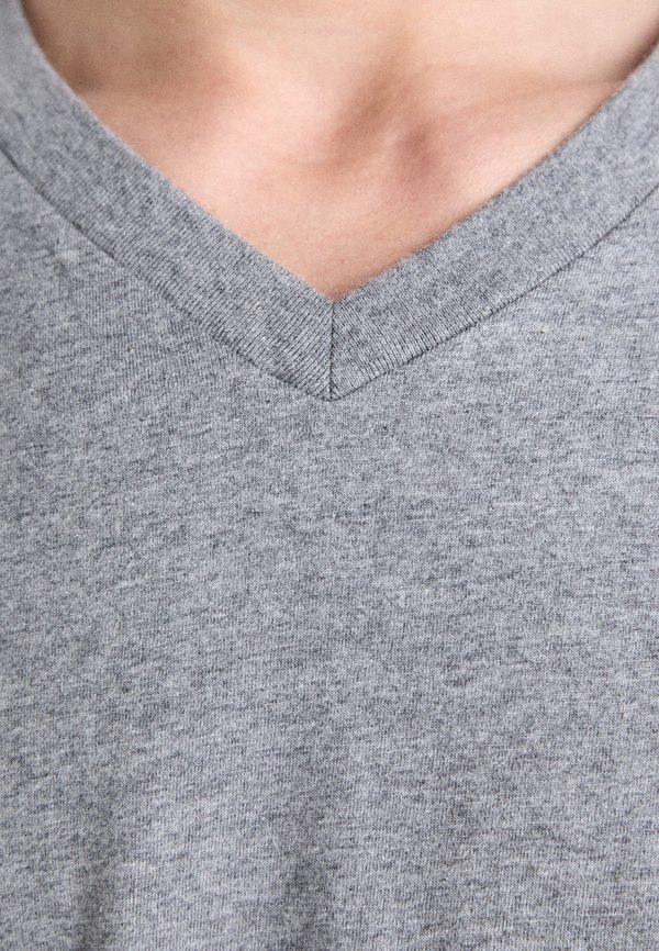 CLASSIC  - Basic T-shirt2