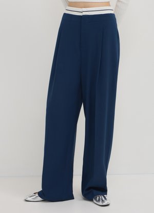 Calliope CON PINCES - Pantalon classique - blu