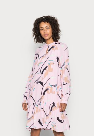 NUCERULIA DRESS - Vestido de dia - fragrant lilac