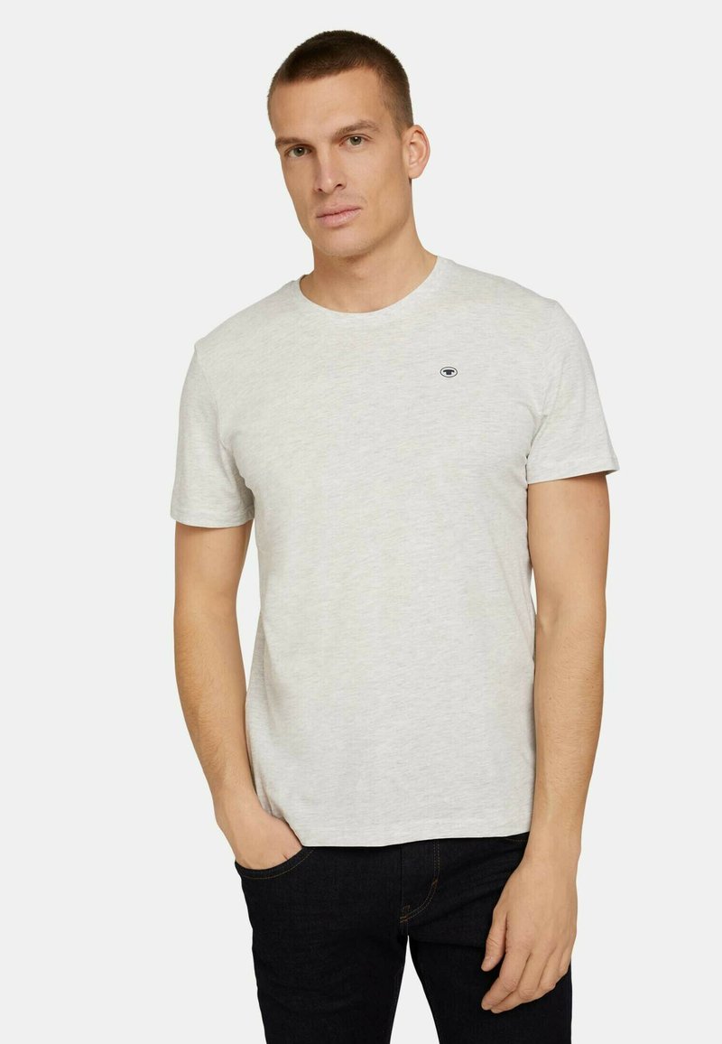 Herren T-Shirts basic | TOM TAILOR IM DREIERPACK T-Shirt basic middle grey melange/grau-meliert - ZT47164 Herren T-Shirts basic | TOM TAILOR IM DREIERPACK T-Shirt basic middle grey melange/grau-meliert - ZT47164