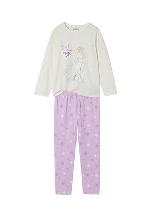Haut blanc à manches longues avec une fille illustrée et texte "Spark your own magic,", associé à un pantalon violet clair avec des motifs de flocons de neige blancs et foncés.