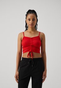 Pieces PCVITO STRAP CROP 2 PACK - Top - high risk red/black