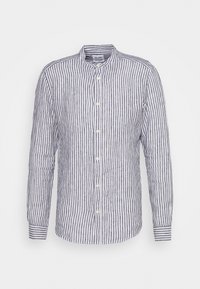 Langsleeve shirt in wit en marineblauwe verticale strepen; heeft een bandkraag en knopen aan de voorkant; gemaakt van lichtgewicht stof.