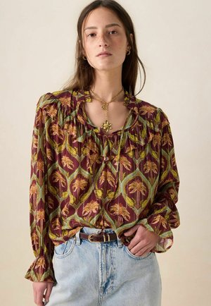 MIT PALMENMUSTER -  - Blouse - d.rood