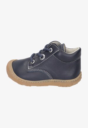 Stivale alla caviglia in pelle blu con lacci, suola in gomma beige, cuciture decorative e punta rotonda.