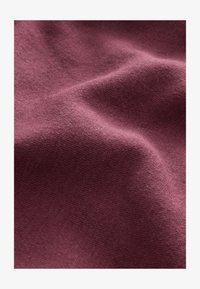 Non selezionato, burgundy red