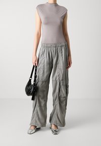 Gina Tricot Jednoduché tričko - grey