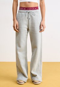 Nike Sportswear SPORTSWEAR PHOENIX FLEECE - Treniņtērpa apakšdaļas - grey heather