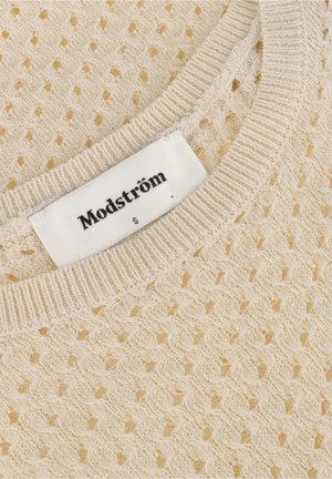 Top - sand