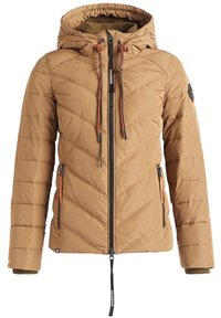 Veste matelassée marron clair avec capuche, fermeture éclair à l’avant, cordons réglables, poches latérales zippées et poignets côtelés.