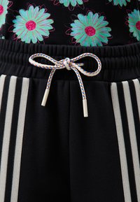 adidas Originals ADICOLOR 70S - Joggebukse - black