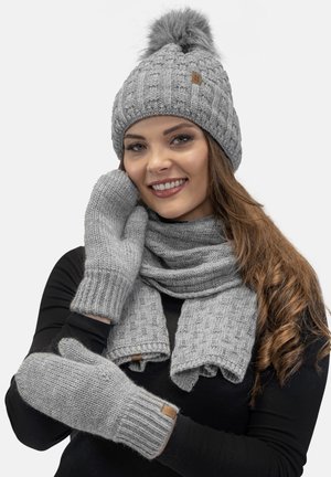 Mittens - light grey