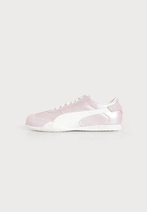 Puma, BELLA - Маратонки - powder pink/warm white