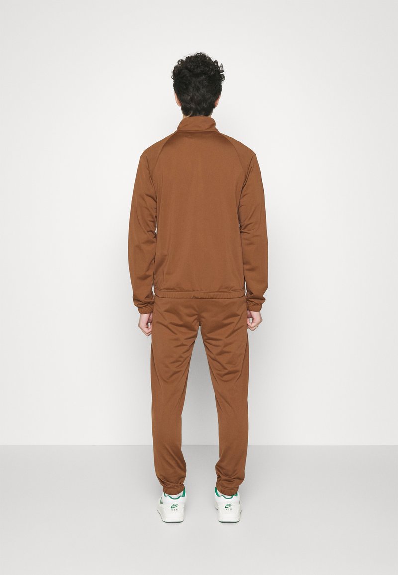 mens brown nike tracksuit
