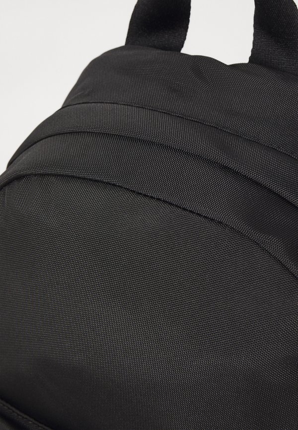 DAILY BACKPACK UNISEX - Rucksack3