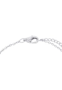 Bracciale d'argento con chiusura a granchio. Presenta un design di catena fine e una texture sottile. La chiusura è arrotondata con un meccanismo a grilletto.