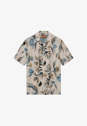 Beżowa koszula z krótkim rękawem w niebieski i brązowy wzór kwiatowy, zapinana na guziki z otwartym kołnierzem.