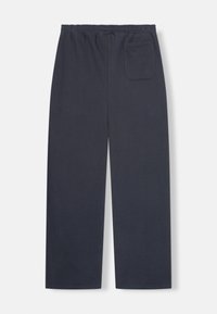 Donkergrijze sweatpants met een elastische tailleband en een achterzak, voorzien van een ontspannen rechte pijpvorm en een zachte textuur.