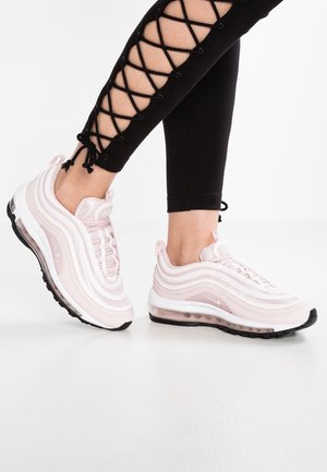 Sneakersy niskie