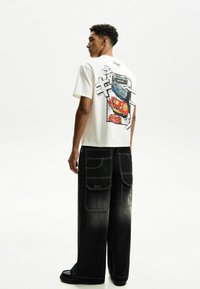 Bershka - Print T-shirt - white Thumbnail Image 1