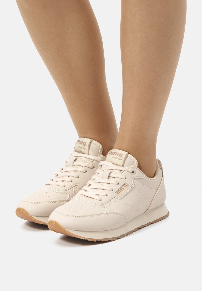 mtng Zapatillas - rosa