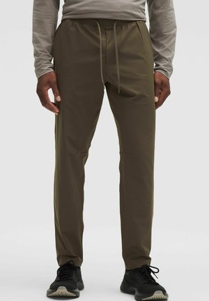 REGULAR - Jogginghose - olive brown